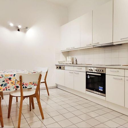 Central Mariahilfer Apartment 4 Min To The City Shopping Center And Schoenbrunn Palace Wenen Buitenkant foto